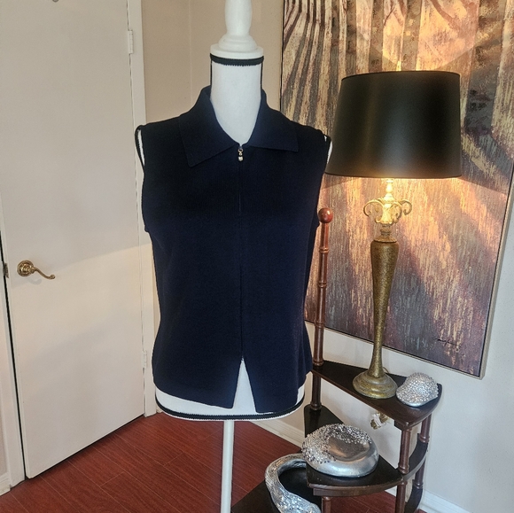 St. John Blue Vest with Sporty Accents - Picture 1 of 7